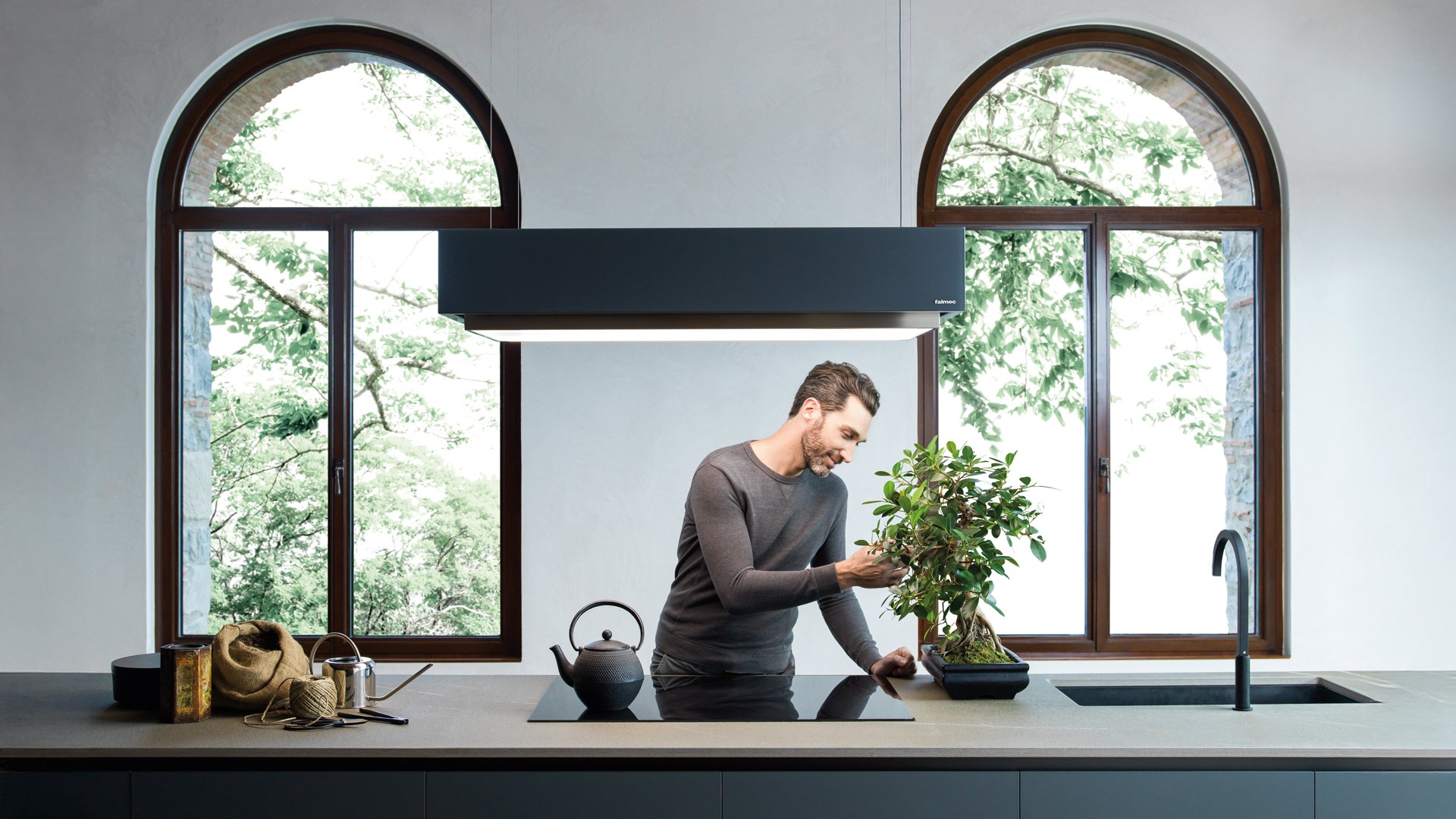 Falmec S.p.a. | Modern Cooker Hoods, Filtering Hood, Air Purifying Hood