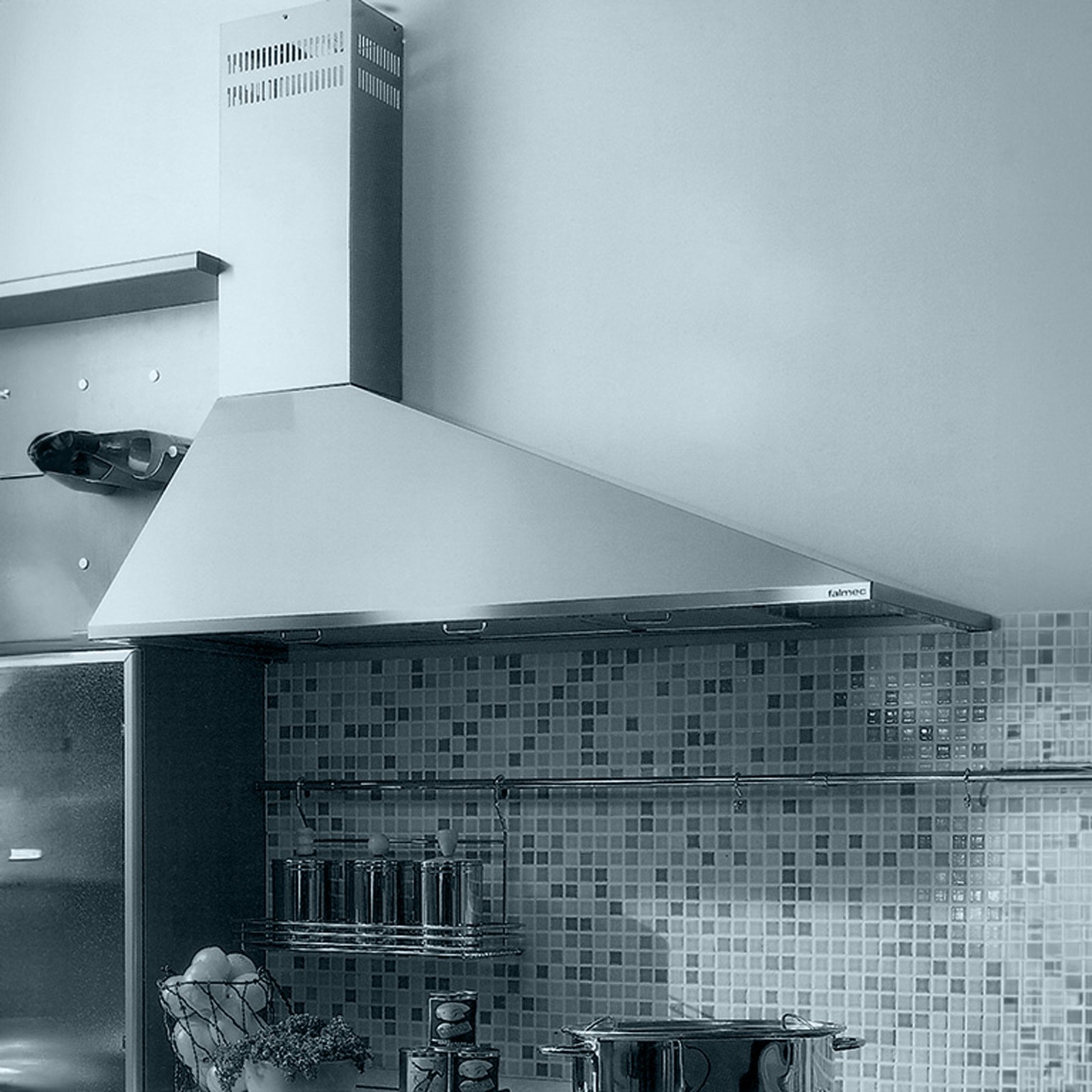 Falmec S.p.a. | Modern Cooker Hoods, Filtering Hood, Air Purifying Hood